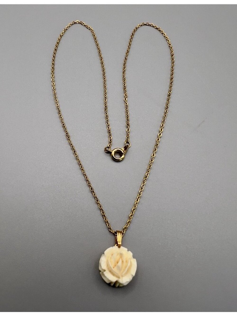 Vintage 12K GF Carved White Rose Pendant Neckkace